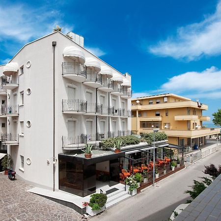 Hotel Gabriella Rimini Extérieur photo